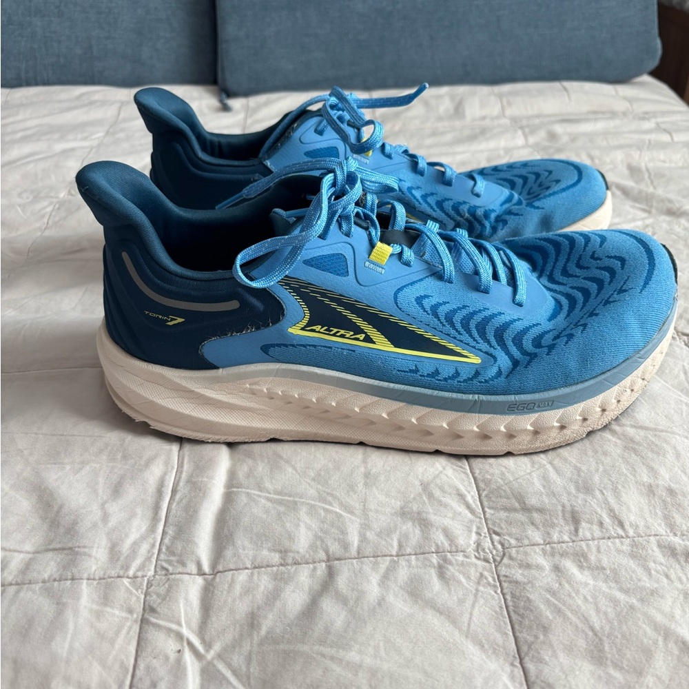 Altra Blue and Yellow Athletic Shoes Torin 7